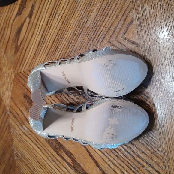 DE BLOSSOM PLATFORM HEELED SANDALS. - Picture 10 of 11